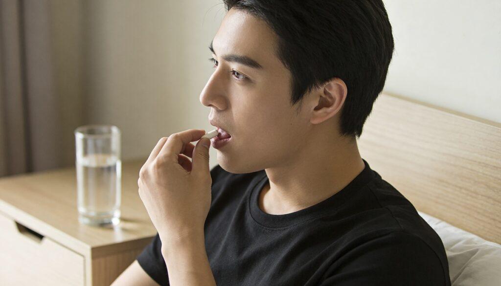 Minoxidil oral vs. tópico: pros, contras y qué esperar